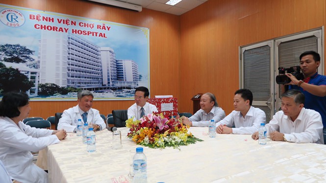 Vietnamese officials pay Tet visits to localities - ảnh 1